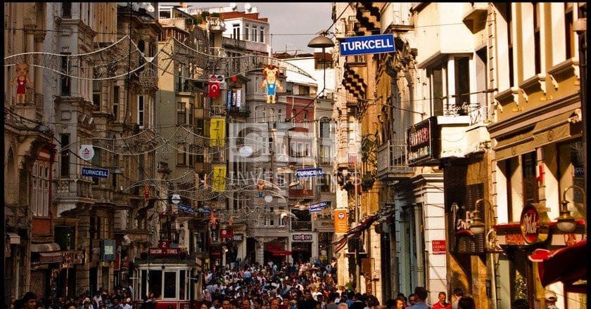 伊斯坦布尔天际线与住宅楼，土耳其的大部分房源都集中在这里